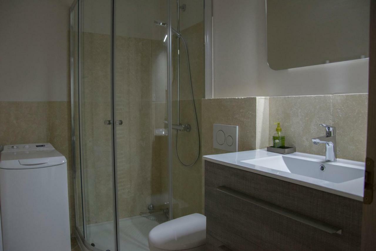 Crystal Palace Apartment